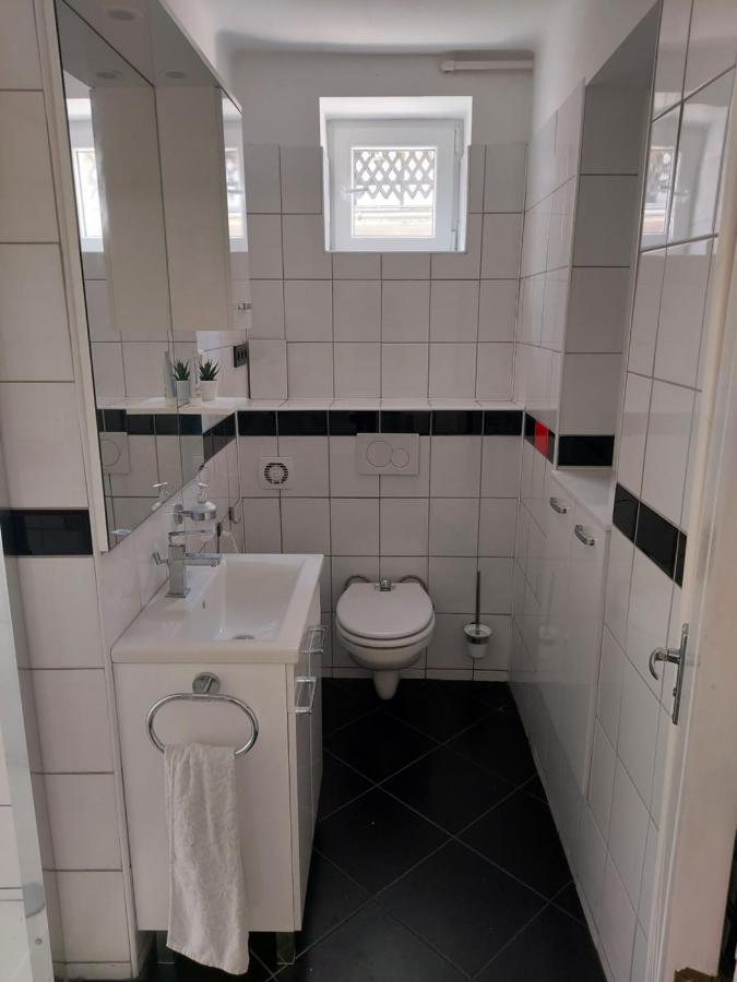2+2Szemelyes Apartman Kerttel Lejlighed Székesfehérvár Eksteriør billede
